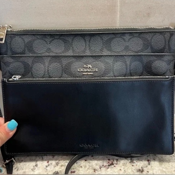 Coach 🎁Signature Coated Canvas Black Crossbody Bag Removable Leather Pouch - Picture 3 of 13